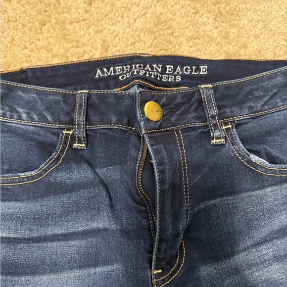 American Eagle Women's Blue Jeans - Picture 2 of 5